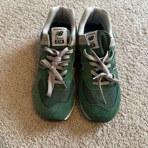 New Balance Classic 574 in Forest Green and Gray
